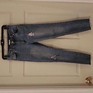 STS Blue Ellie Skinny Scissor Cut Hem High Rise Jean. Size 2. Blue Jeans.